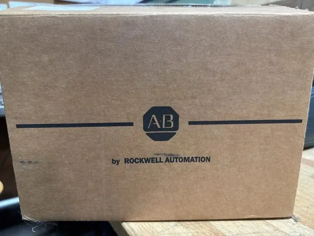 Серводвигатель Allen Bradley MPL-B430P-MK74AA Ser A Kinetix Servo Motor