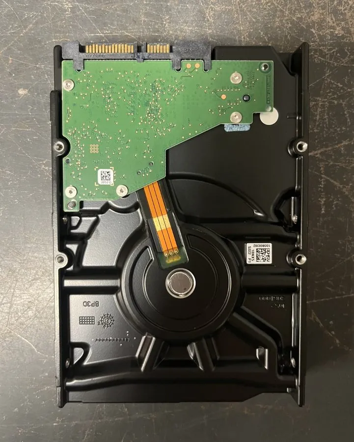 Жёсткий диск Seagate Exos 7E10 ST2000NM017B 2 TB SATA 6Gb/s 3.5" 7200 RPM Hard D