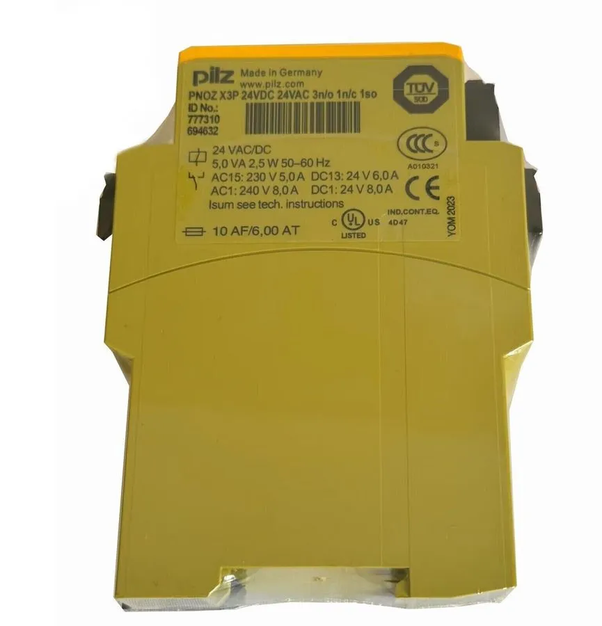 Реле безопасности PILZ PNOZ X3P 24VDC 3n/o 1n/c SAFETY RELAY