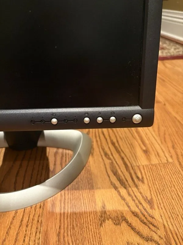 Монитор Dell UltraSharp 2001FP 20” LCD Monitor 1600x1200 DVI VGA USB
