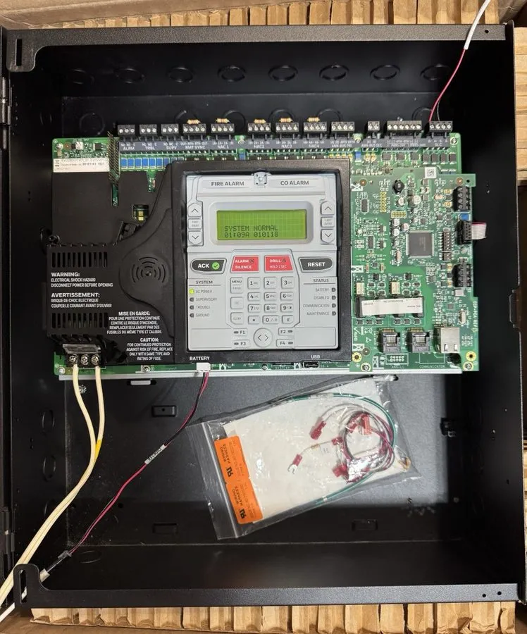 Оборудование пожарной сигнализации NOTIFIER NFW-100X Fire Alarm Control Panel. . — фото лота 2