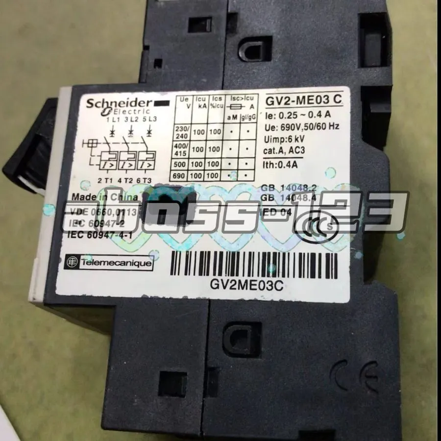 Автоматический выключатель Schneider GV2ME03C (0.25-0.4A) circuit breaker