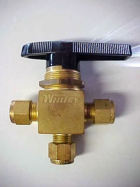 Клапан Brass swagelok valve B-44XS6 1/2 in tube OD