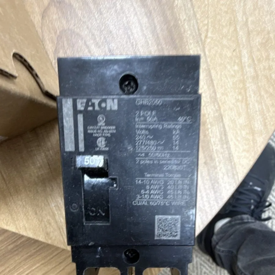 Автоматический выключатель Eaton GHB2050 50 Amp 2 Pole 277/480V GHB Bolt On Circ