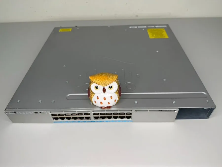 Коммутатор Cisco WS-C3850-24XU-L Catalyst 24 Port UPOE LAN BASE Switch w/ 1100W
