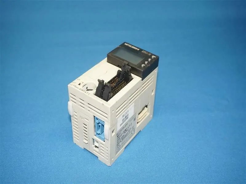 ПЛК Mitsubishi FX3UC-32MT-LT-2 PLC