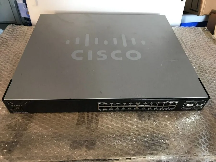 Коммутатор CISCO SGE2000 V01 24-PORT 10/100/1000 SWITCH (R2S2.6)
