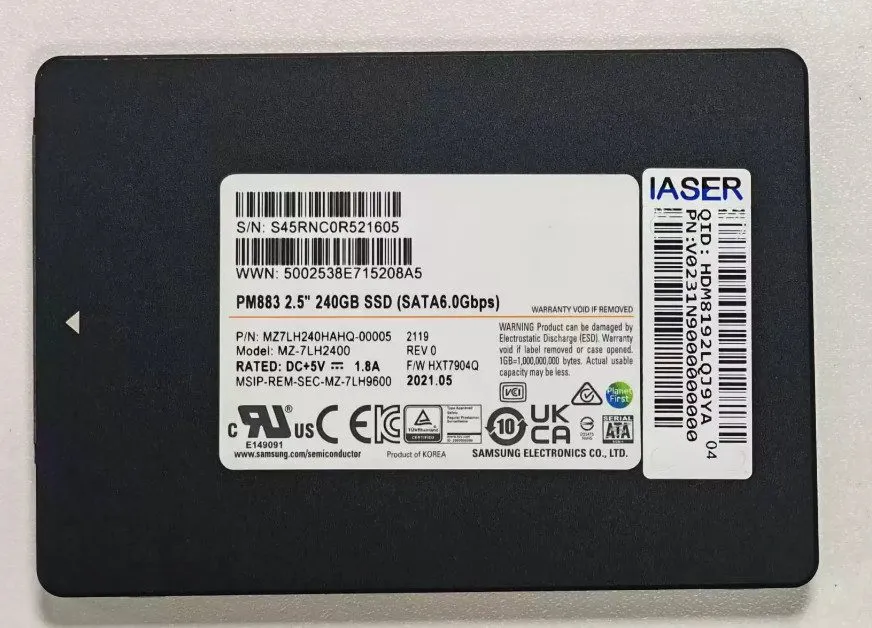 SSD-накопитель Samsung PM883 240GB SATA 6Gb/s 2.5 in Enterprise SSD MZ7LH240HAHQ