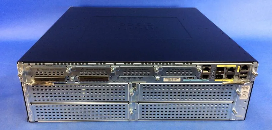 Маршрутизатор Cisco 3900 Series Integrated Service Router C3900-SPE250/K9 — фото лота 1