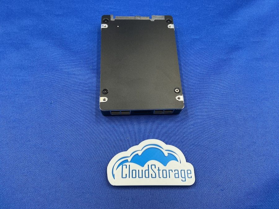 SSD-накопитель Samsung PM1643a 7.68TB SAS 12Gb/s 2.5" Enterprise SSD—MZILT7T6HAL