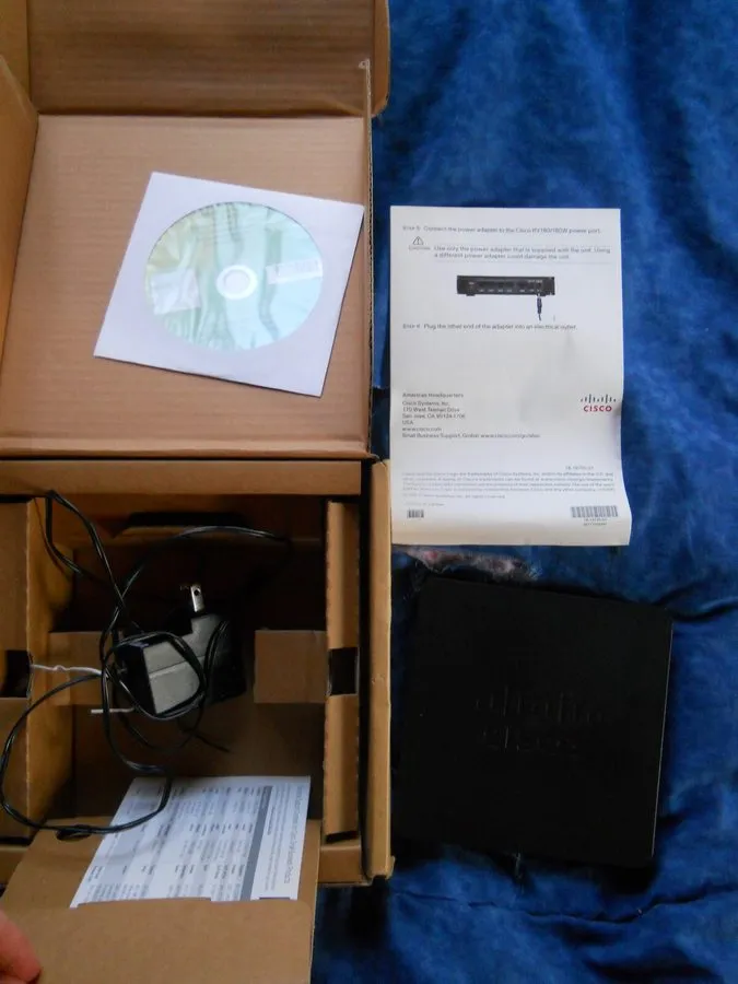 Маршрутизатор Cisco RV180 800 Mbps 4-Port Gigabit Wired Router (RV180-K9-NA)
