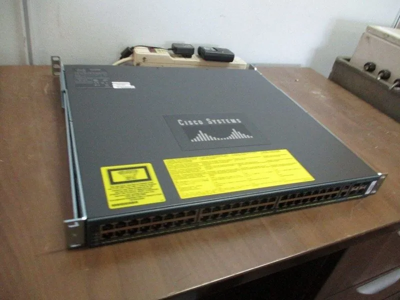 Коммутатор Cisco Catalyst 4948 WS-C4948 V06 48-Port 1U Fully Managed Switch 4x S