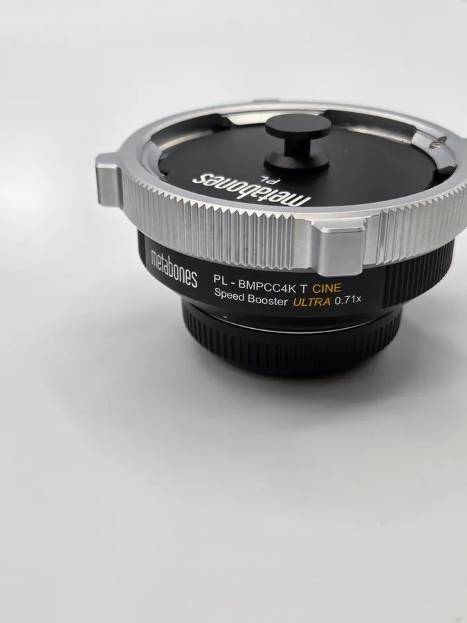 Объектив Metabones BMPCC4K T CINE Speed Booster Ultra 0.71x Canon EF — фото лота 2