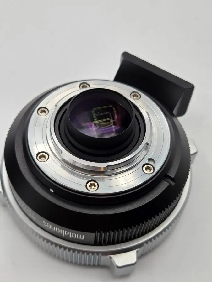 Объектив Metabones BMPCC4K T CINE Speed Booster Ultra 0.71x Canon EF — фото лота 3