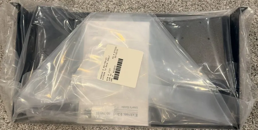 Стойка/шкаф Extron Electronics 60-190-01 Universal 1U Rack Shelf — фото лота 1