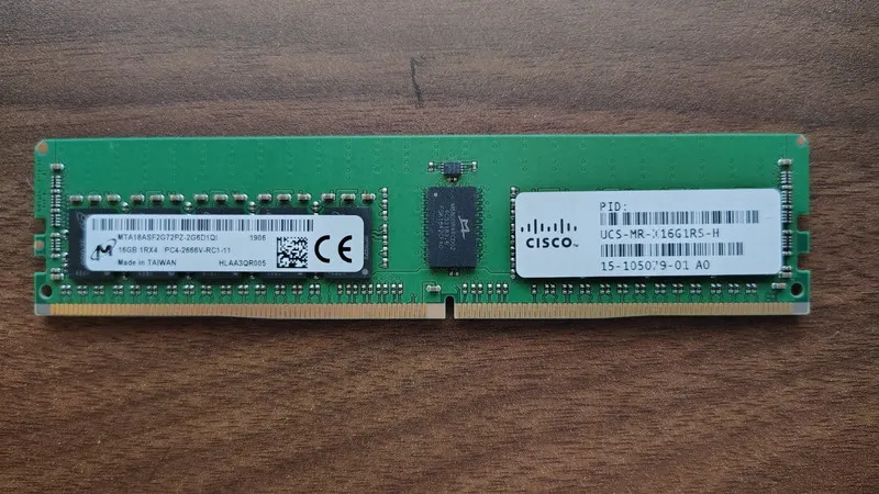 Модуль памяти Micron 16GB DDR4 ECC RDIMM PC4-2666V 1Rx4 MTA18ASF2G72PZ-2G6D1 Ser