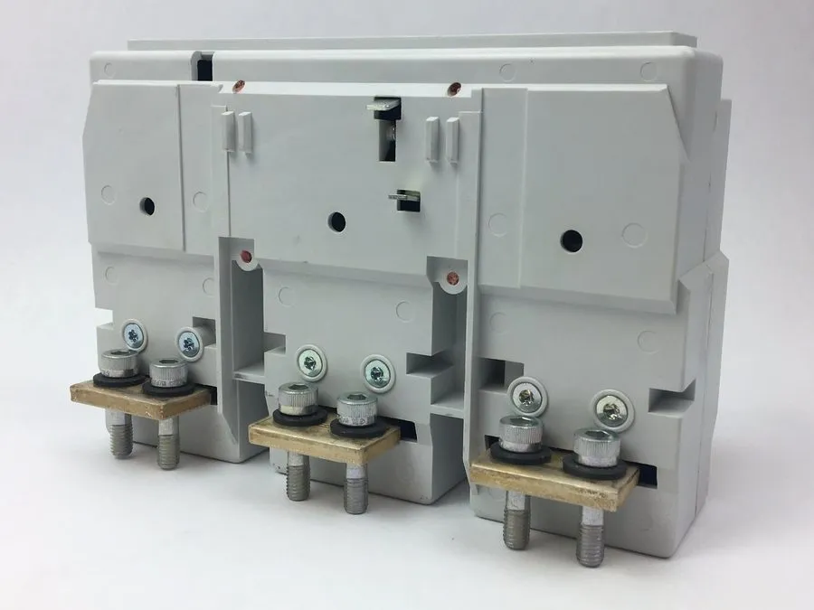Автоматический выключатель Siemens 3VL9712-7KN30 Electronic Trip ETU 1200A NG Fr — фото лота 1