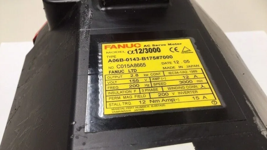 Серводвигатель GE FANUC AC SERVO MOTOR A06B-0143-B075#7008 A12/3000 3PH 2.8KW 30 — фото лота 1