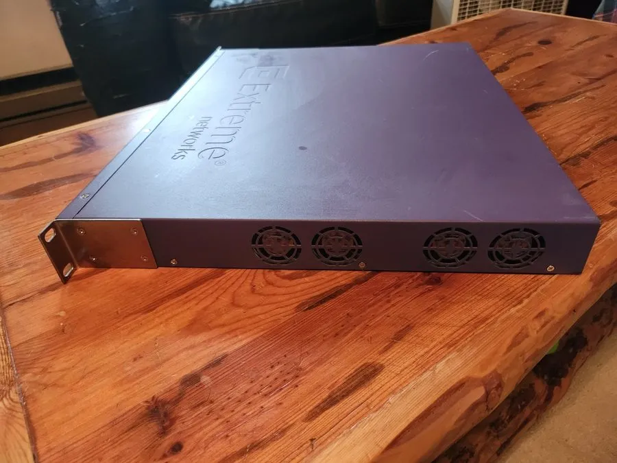 Коммутатор Extreme X440-G2-48P-10GE4 16535 48-Port x 1GE PoE 4 Combo 1G/10G SFP  — фото лота 2