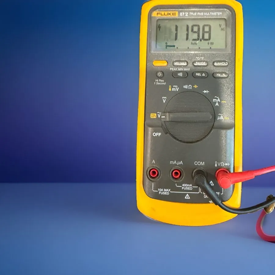 Мультиметр Fluke 5140033 87V MAX True-RMS Digital Multimeter IP67 1000V CAT III — фото лота 1