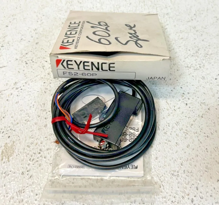 Фотоэлектрический датчик Keyence FS2-60P Fiber Photoelectric Sensor 12-24VDC