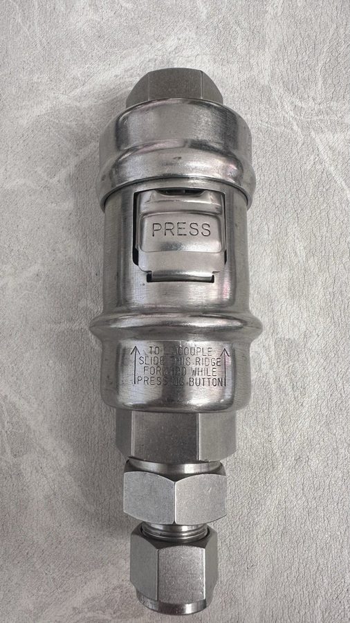 Фитинг Swagelok QT8-316 SS Quick Connect Fitting Positive Shutoff