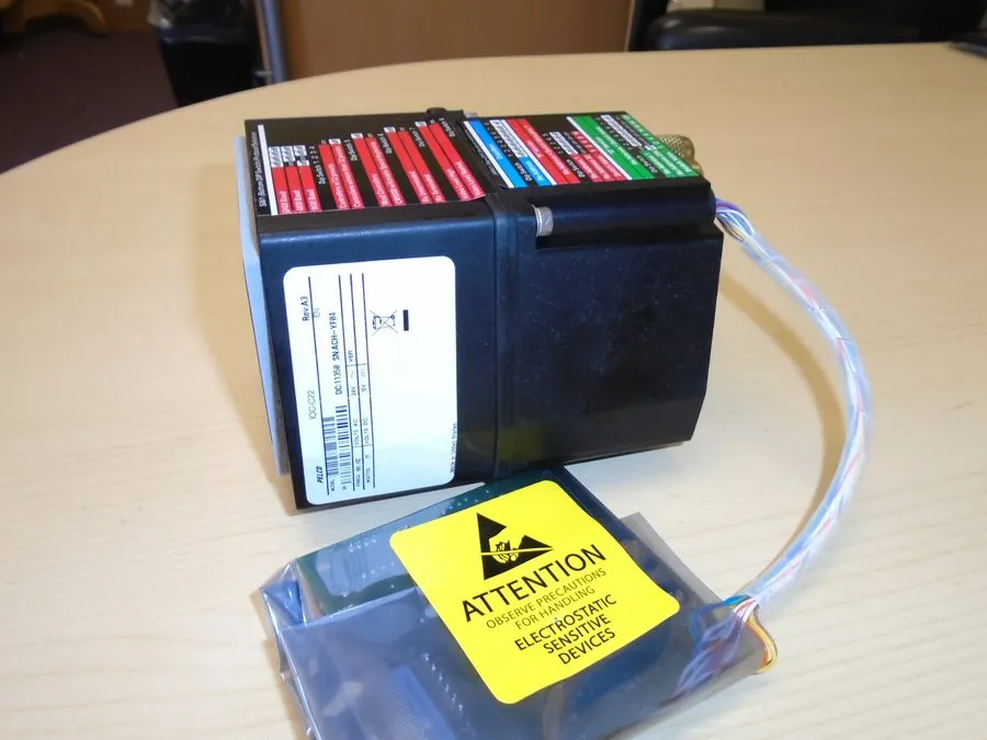 Камера Pelco IOC-C22 Pressurized Camera Module