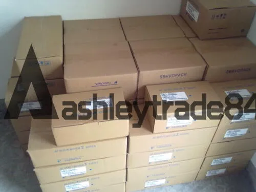 Серводвигатель Yaskawa AC Servo Motor SGMGV-03D3A61 0.3kW 400V Absolute Encode