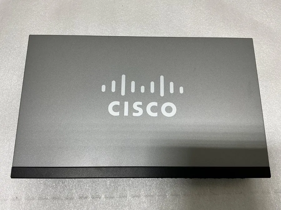 Коммутатор Cisco SG100-16 16 Port Unmanaged Gigabit Ethernet Switch Business Rac