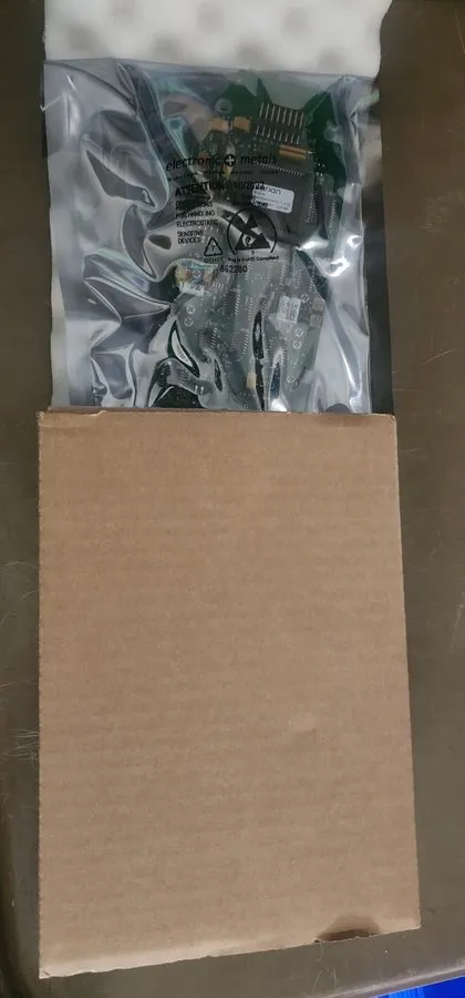 Плата Varian B500280R02 PCB HANDPENDANT ASSEMBLY R-ARM Packaging Not Opened — фото лота 1