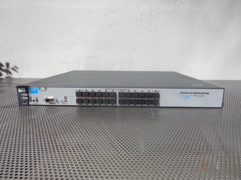 Коммутатор HP ProCurve 6200yl-24G Gigabit Ethernet Switch J8992A 24-Port
