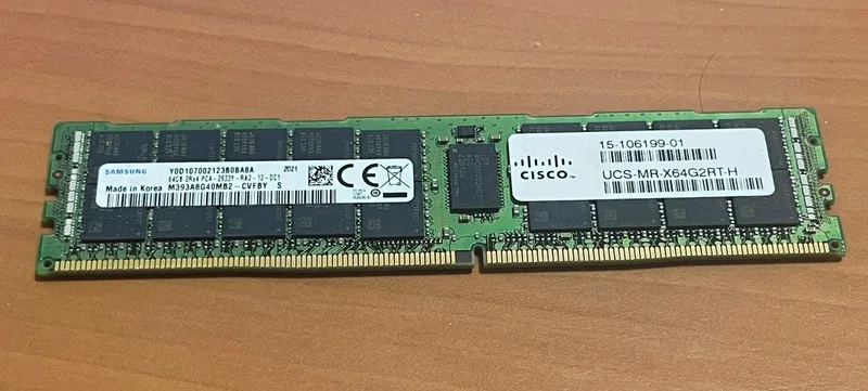 Модуль памяти Samsung 64GB DDR4-2933 ECC RDIMM Server RAM 2Rx4 M393A8G40MB2-CVFB