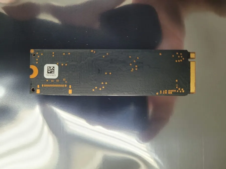 SSD-накопитель Micron MTFDHBA1T0TDV-1AZ1AABHA 1TB NVMe SSD M.2 2280 SN Last 5: E