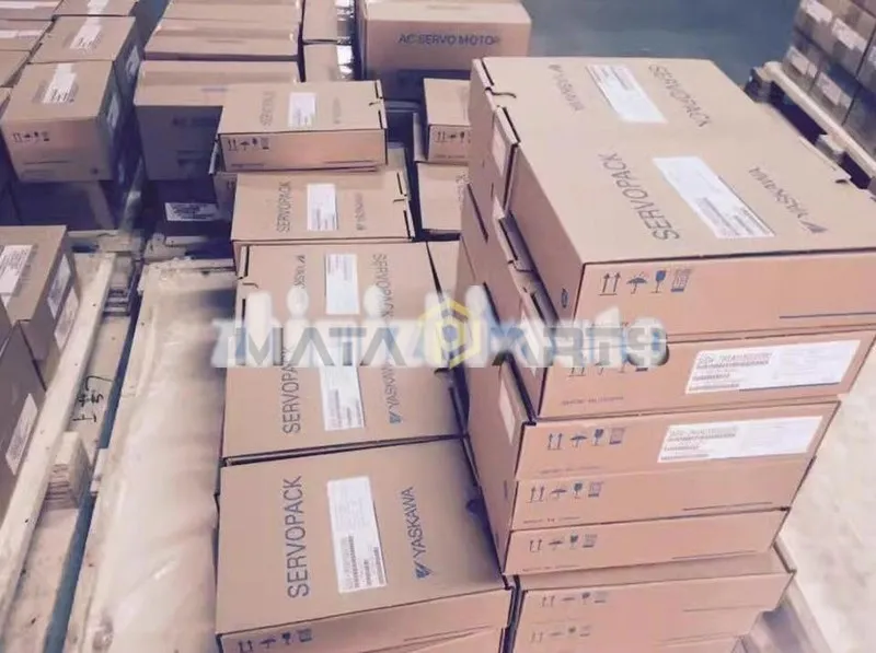 Сервопривод YASKAWA SERVO Drive SGDV-5R5A11B