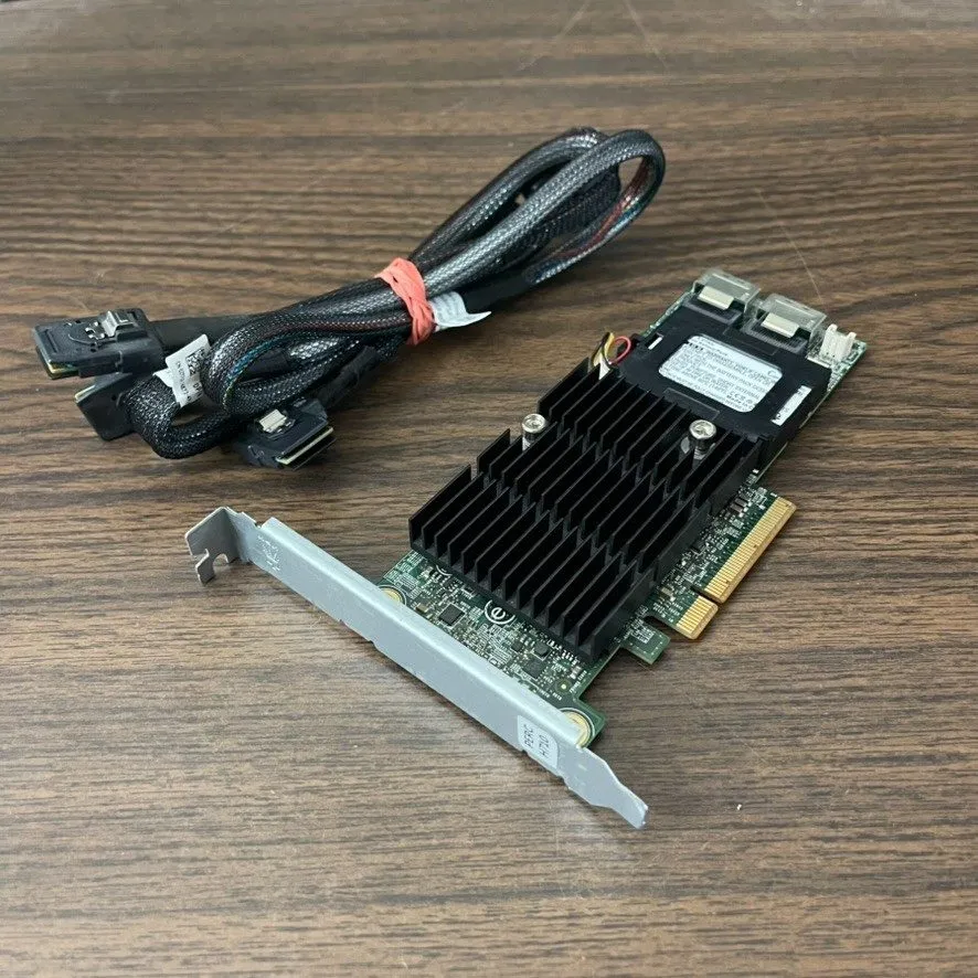 Контроллер VM02C Dell PERC H710 512MB 8-Port SAS PCI-E 2.0 x8 6Gbps RAID Control