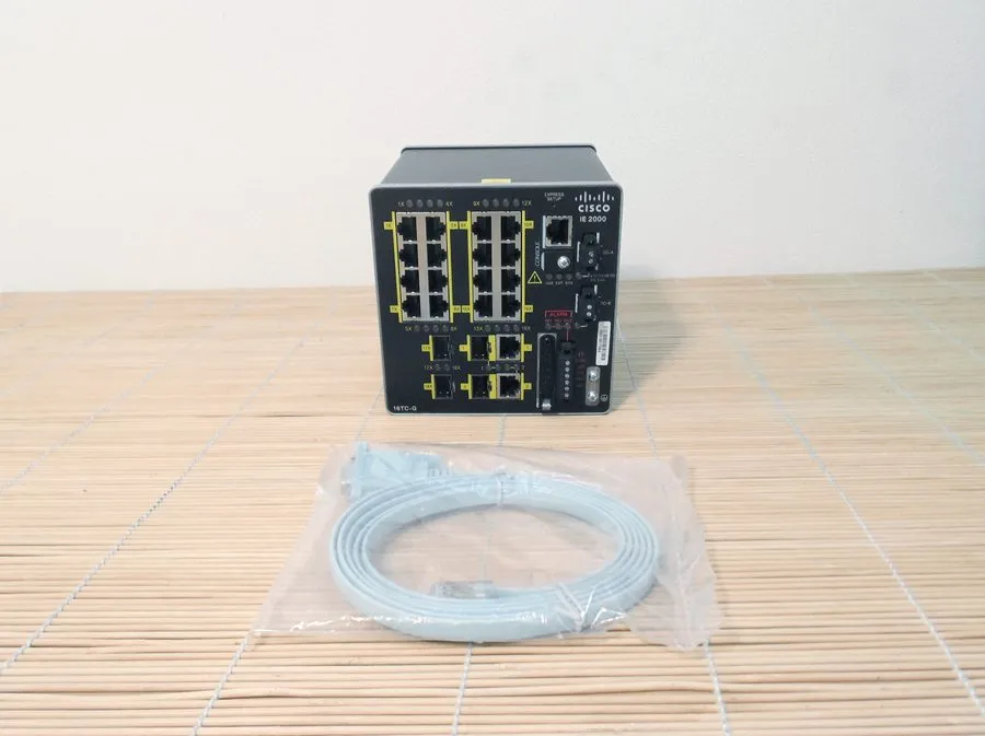 Коммутатор Cisco IE-2000-16TC-G-E Industrial Switch 16-Port Fast Ethernet
