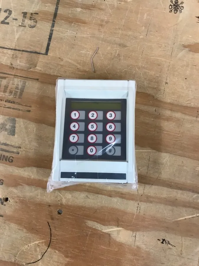 Оборудование видеонаблюдения S843-KP SMART CARD & KEYPAD ER AMAG SYMMETRY — фото лота 1