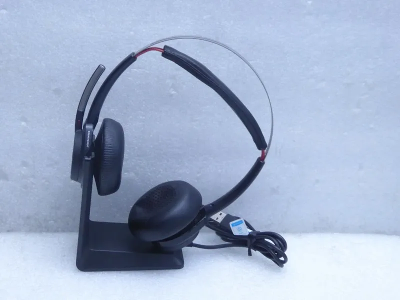 VoIP-шлюз Plantronics Voyager Focus UC Bluetooth Headset Black (B825-M) 202652-1