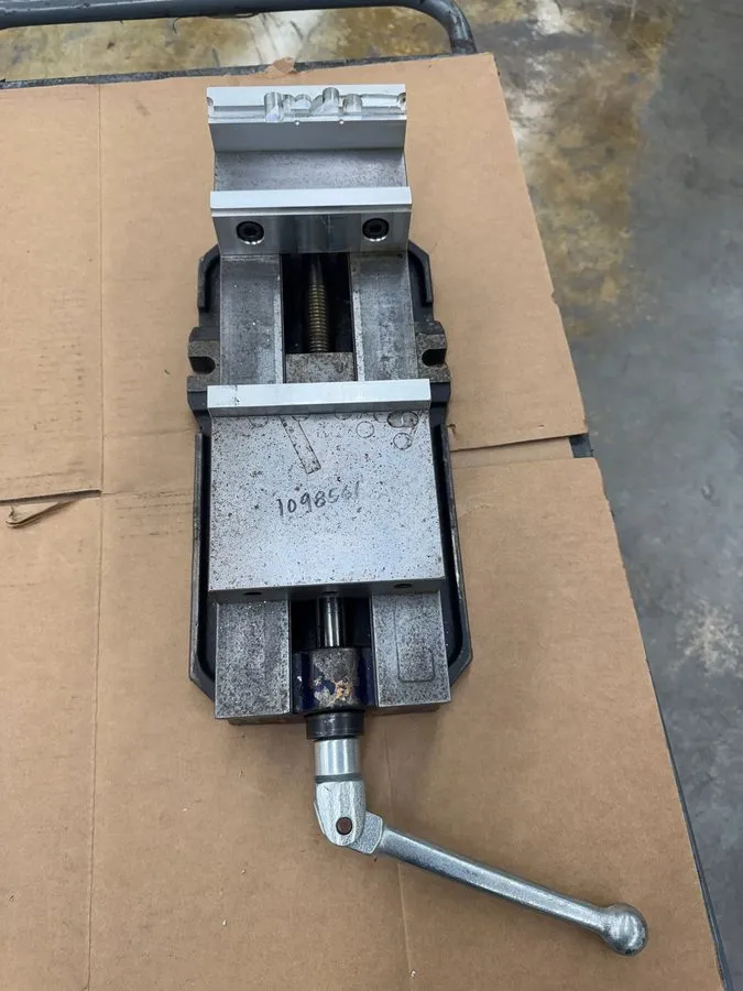 Режущий инструмент TE-CO Machine Vise Single Station 5.94" Jaw Width 9" Jaw Open
