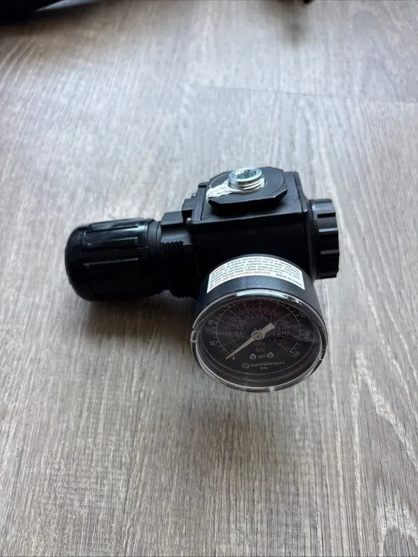 Трубопроводная арматура Norgren R73G-3AK-RMG Pressure Regulator W/Gauge 3/8” PTF