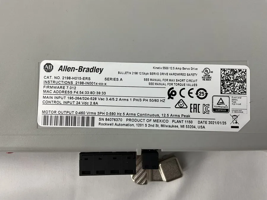 Сервопривод Allen Bradley 2198-H015-ERS Kinetix 5500 Servo Drive 12.5A 190-528V