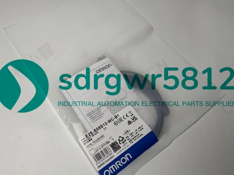 Датчик приближения Omron E2E-S05S12-WC-B1 Proximity Sensor 10-30Vdc 2m
