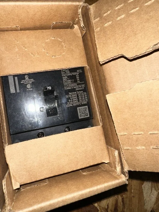 Автоматический выключатель Westinghouse GHB3070 3 Pole 70 Amp 480V AC Circuit Br
