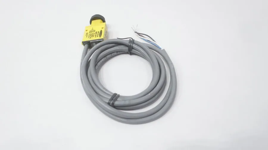 Фотоэлектрический датчик Banner Photoelectric Automation Sensor With Wiring SM31