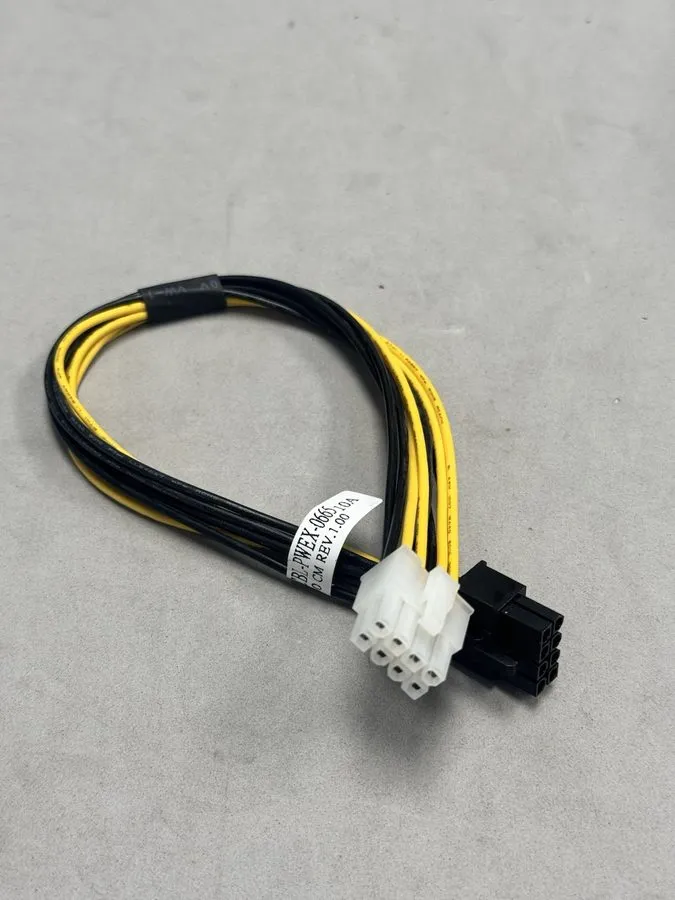 Процессор Supermicro CBL-PWEX-0665 8-Pin CPU to PCIe 30cm GPU Power Cable