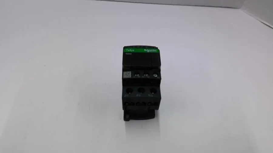 Контактор Schneider LC1D25 TeSys Contactor 230-240 Volt 50/60 Hz 40 Amp