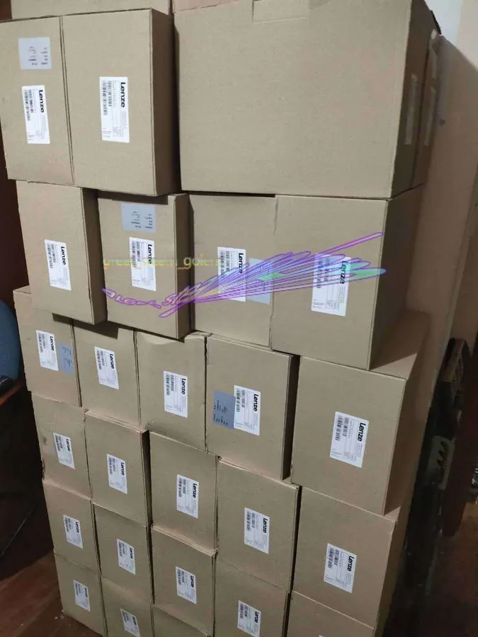 Сервопривод EVS9323-ER LENZE SERVO DRIVE INVERTER