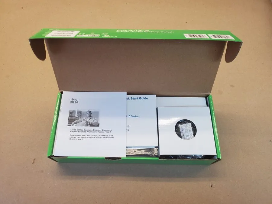 Коммутатор CISCO SF110D-08 8 Port 10 100 PoE Desktop Switch — фото лота 2