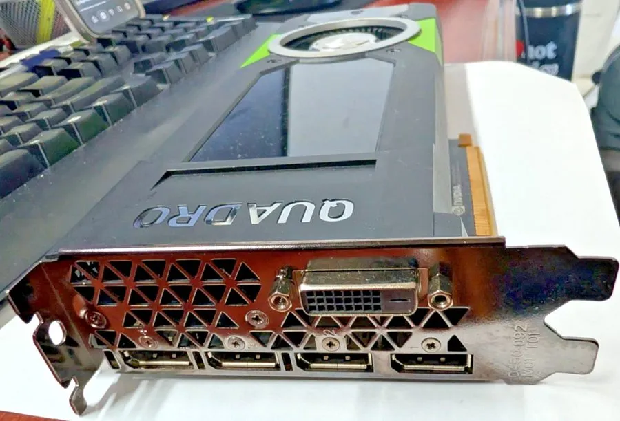GPU-ускоритель NVIDIA Quadro P5000 MXM 3.0B 16GB GDDR5 Workstation Graphics Card — фото лота 2