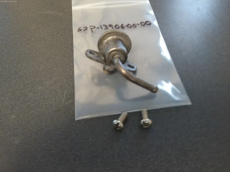 Трубопроводная арматура YAMAHA OUTBOARD F150 FUEL PRESSURE REGULATOR 63P-13906-0 — фото лота 1